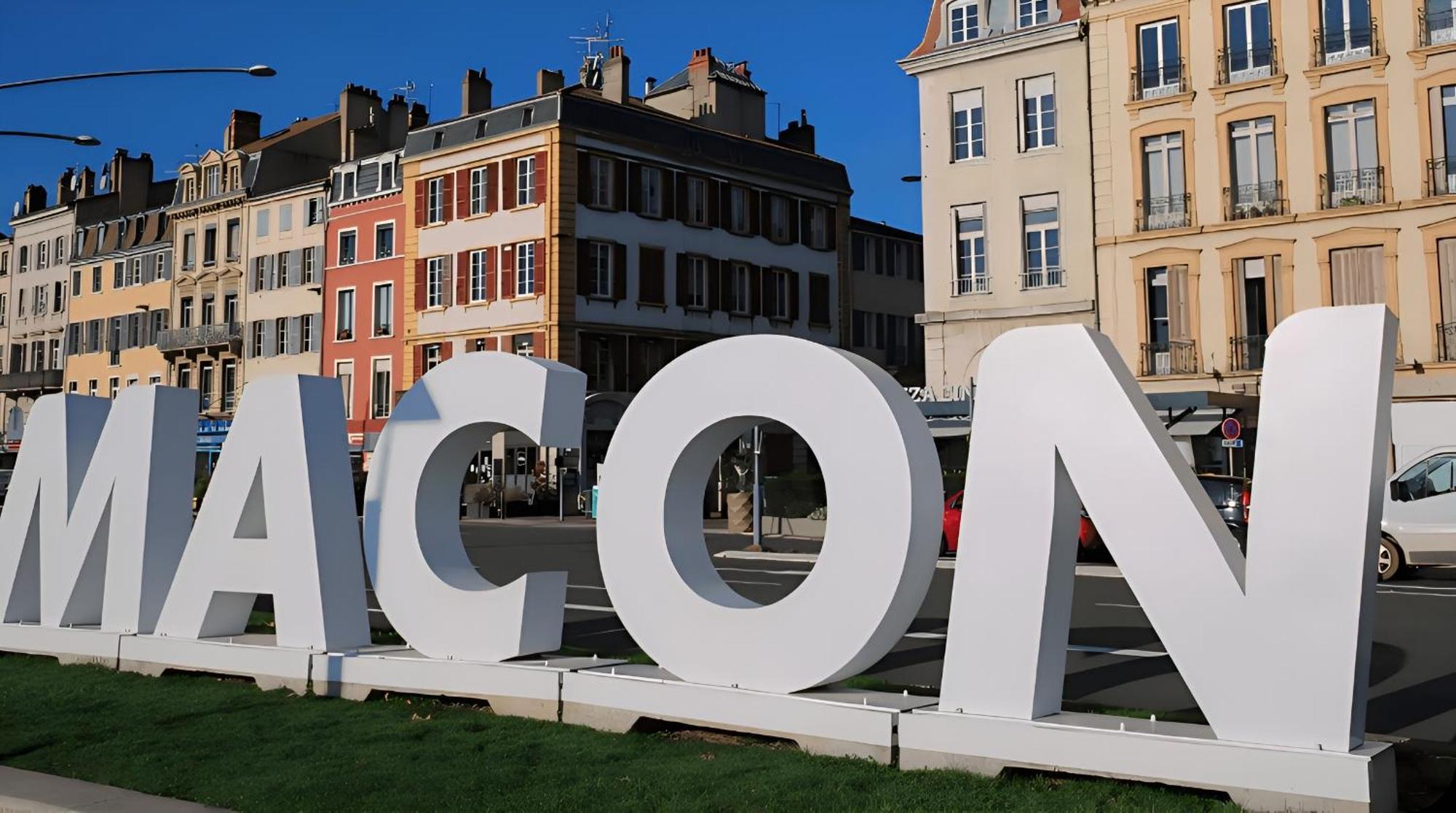 Le Maconnais - Hyper Centre Macon - Parking Gratuit - A 600M De La Gare Apartamento Exterior foto